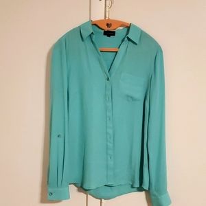 The Limited brand aqua Ashton dress shirt